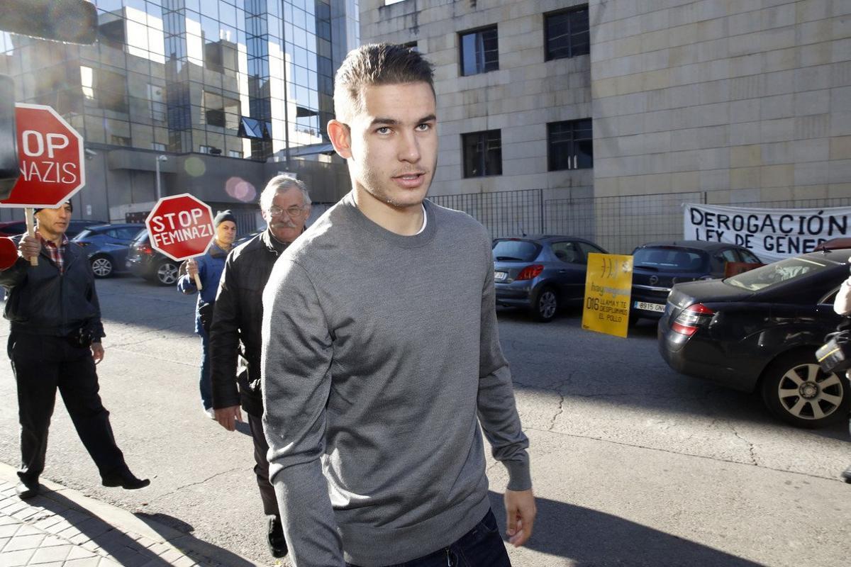 Lucas Hernández no entrarà a presó per trencar una condemna de violència masclista