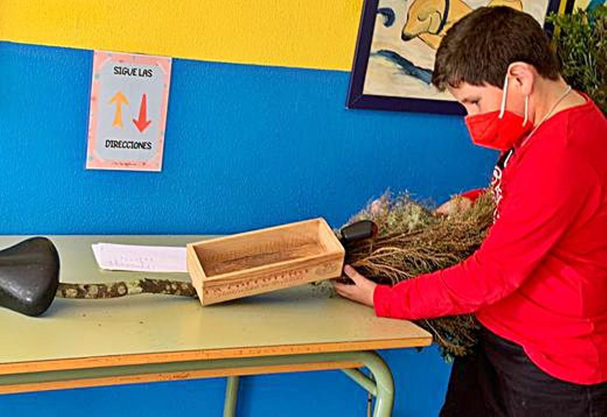 Los neños asturianos entamen el Samaín