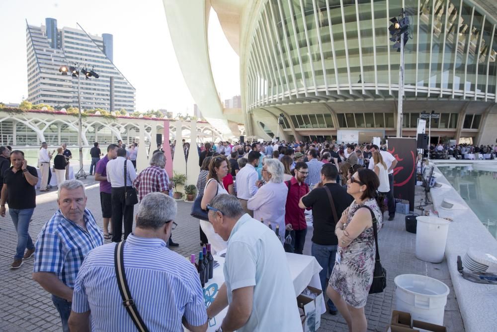 Fiesta del vino de la DOP Valencia en Les Arts