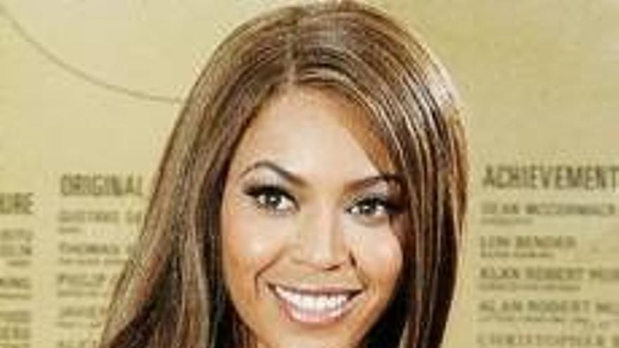 Beyoncé: La cantante se blanquea la piel en un anuncio