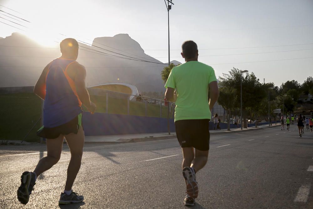 Carrera popular en el circuito Costablanca de La N