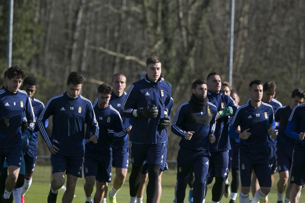 Primer entrenamiento y presentación de Cuco Ziganda en el Real Oviedo