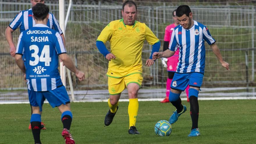 Los jugadores del Dépor Genuine, durante un partido. |  // CASTELEIRO / ROLLER AGENCIA