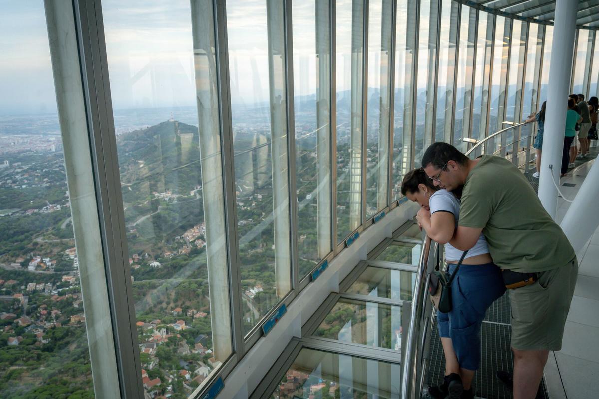 Sunset Experience, una visita al atardecer en la Torre de Collserola