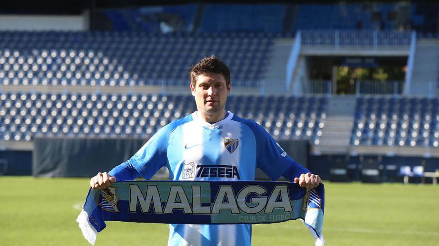 Yevhen Seleznyov posa en La Rosaleda