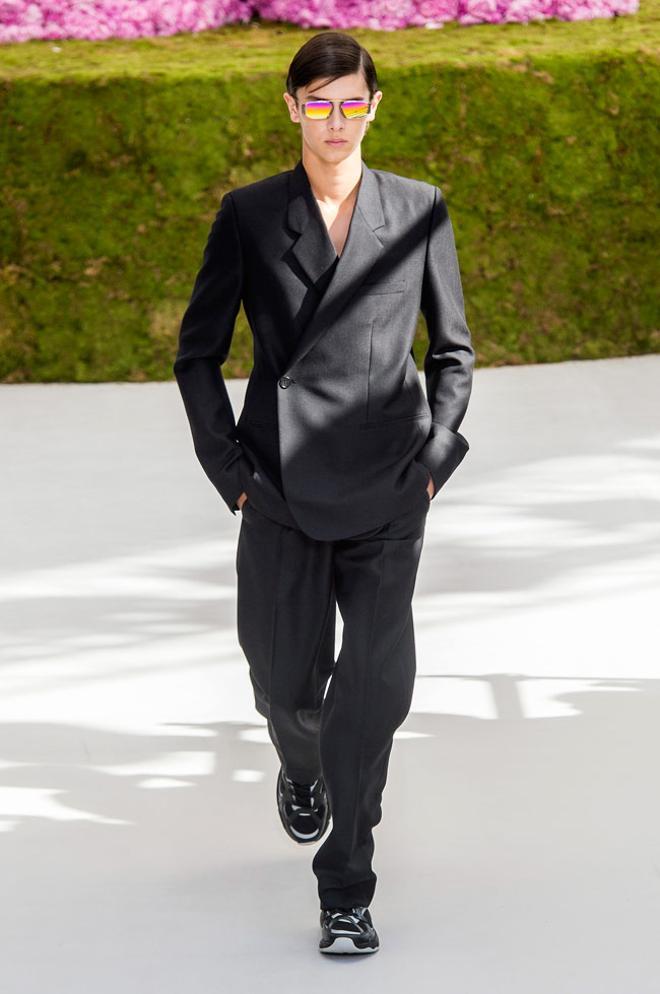 El príncipe Nicolás de Dinamarca desfila para Dior Homme en la colección Primavera-Verano 2019