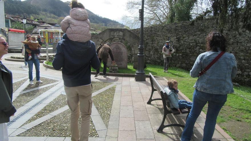 La gaita de Luaces ya suena en El Puentón de Cangas de Onís