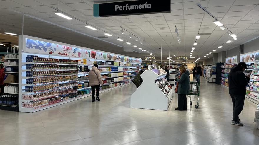 El nuevo Mercadona de San Juan de la Peña ya tiene sus puertas abiertas