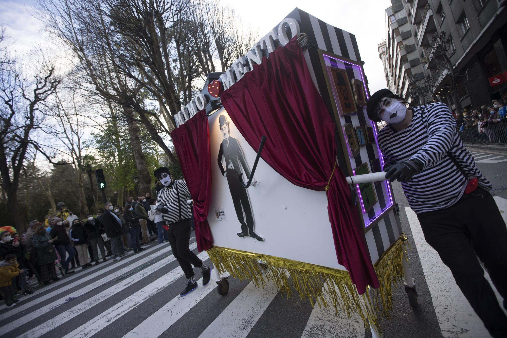 Galería de fotos: Así fue el gran desfile del carnaval en Oviedo