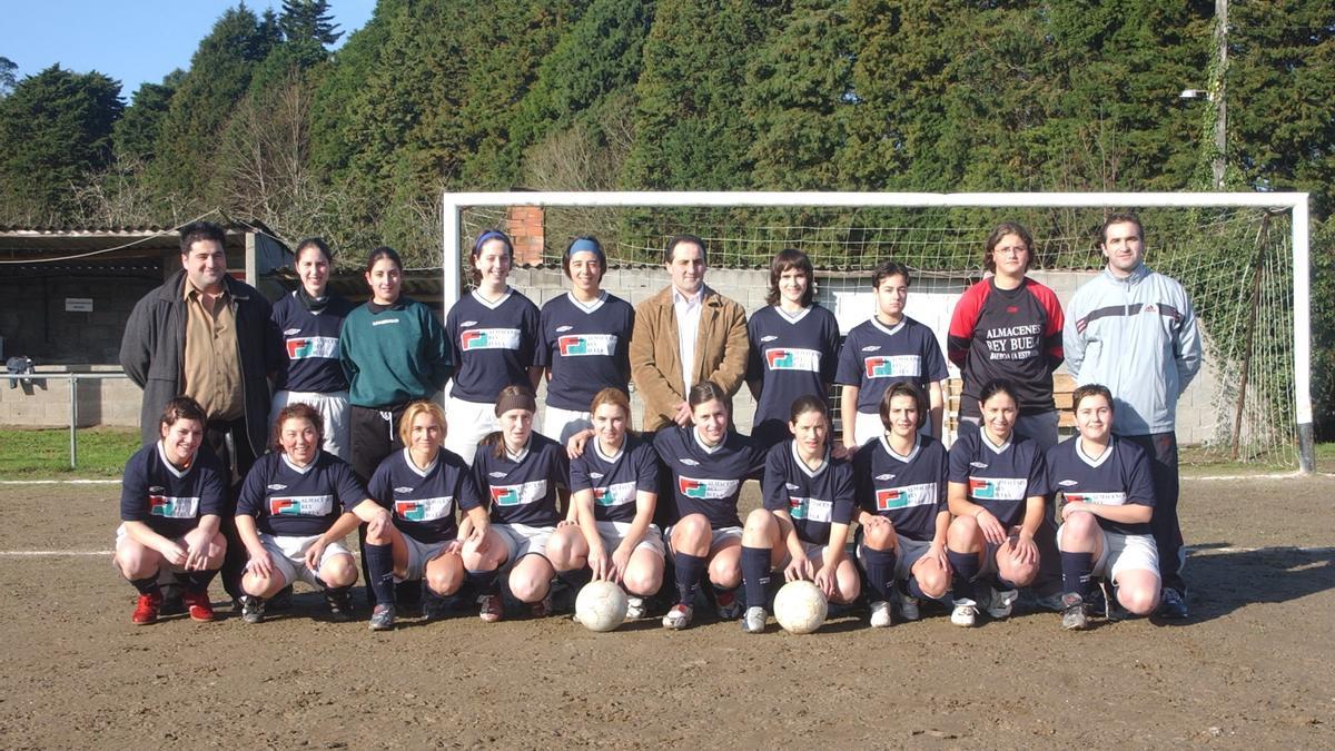 Val do Ulla femenino futbol en la temporada 2004