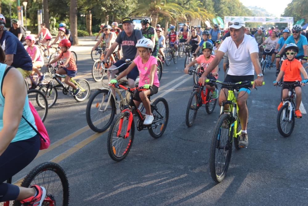 Málaga celebra el Día de la bici