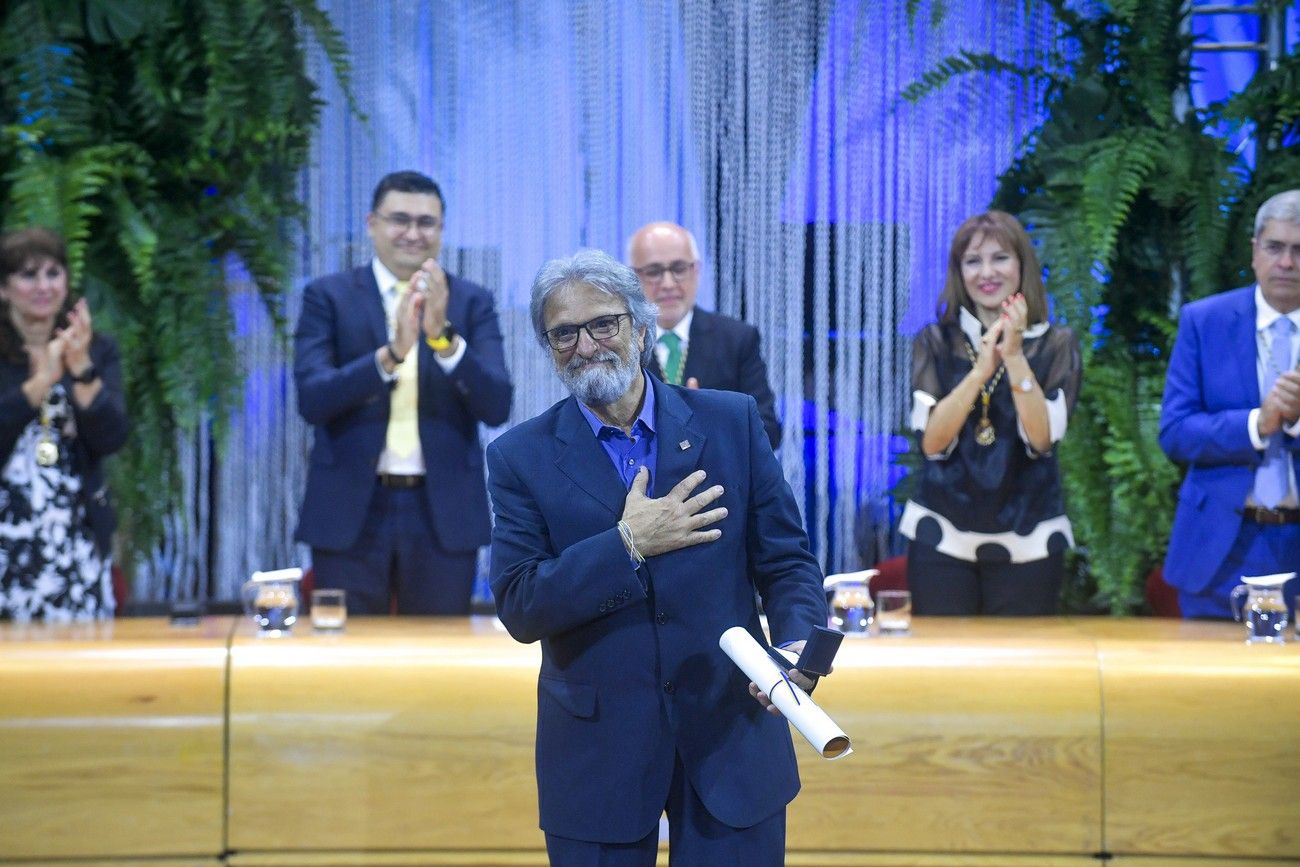 Entrega de Honores y Distinciones del Cabildo de Gran Canaria en su 110 aniversario