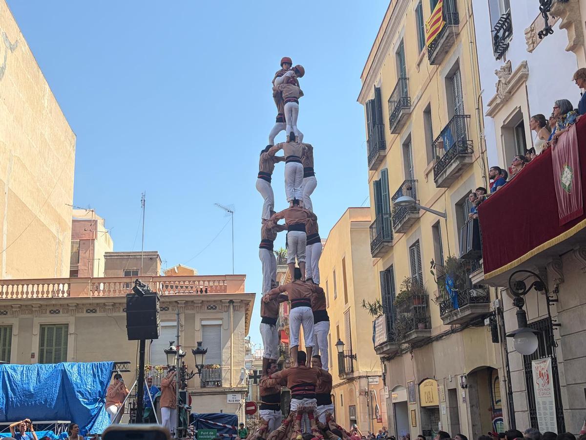 Los Xiquets de Reus en la Plaça Vila de Gràcia.
