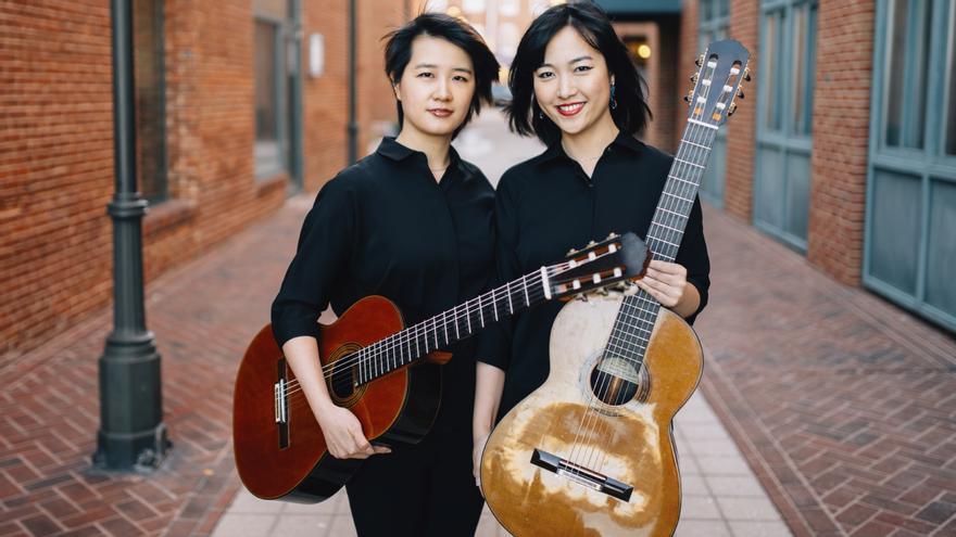 Concierto en Alicante de Beijing Guitar Duo