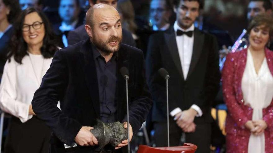 El coruñés Alberto Vázquez recoge el Goya a Mejor Cortometraje de Animación por &#039;Decorado&#039;.