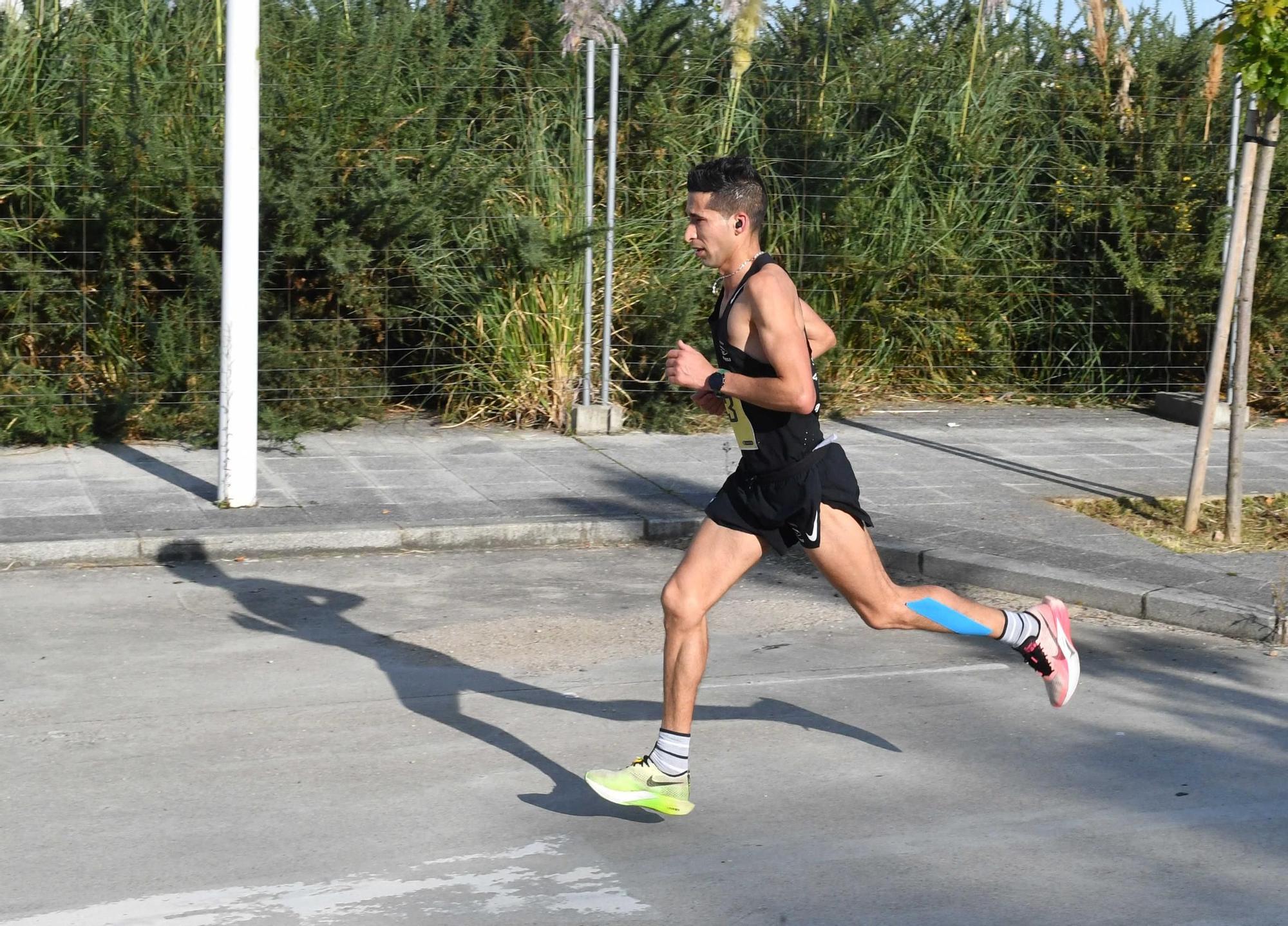 Más de mil corredores completan la carrera popular de Matogrande a Xuxán