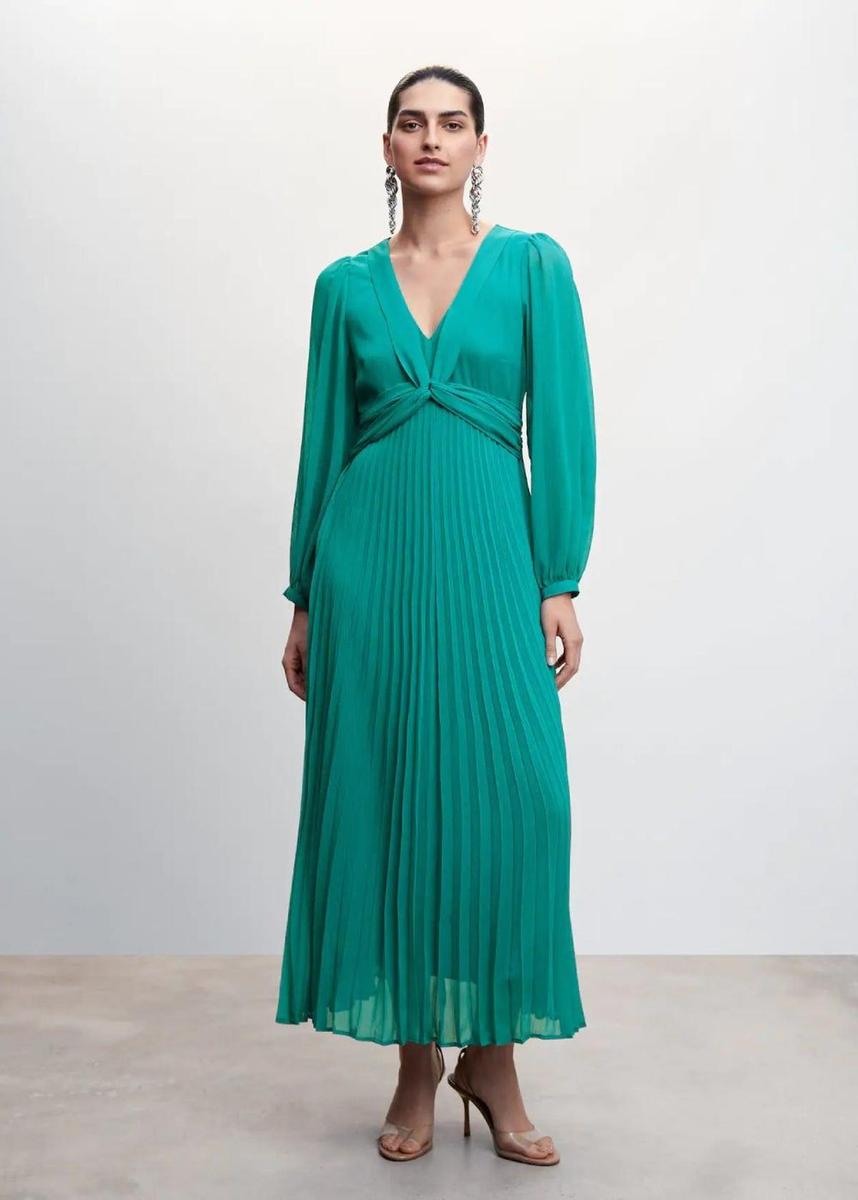 Vestido detalle plisado de Mango (precio: 59,99 euros)