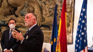 El Govern espanyol concedeix l’Orde del Mèrit Civil al xef José Andrés «per la seva tasca en moments de crisi»