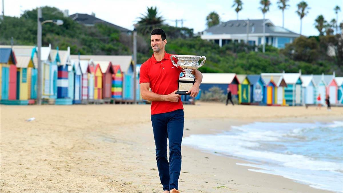 Djokovic se alza con el Open de Australia