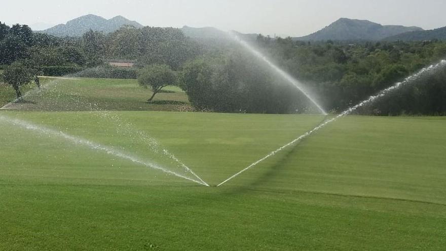 Preis von entsalztem Meerwasser für Golfplätze steigt um 23 Prozent