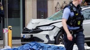 Dos morts i 20 ferits en un atropellament intencionat a Leipzig