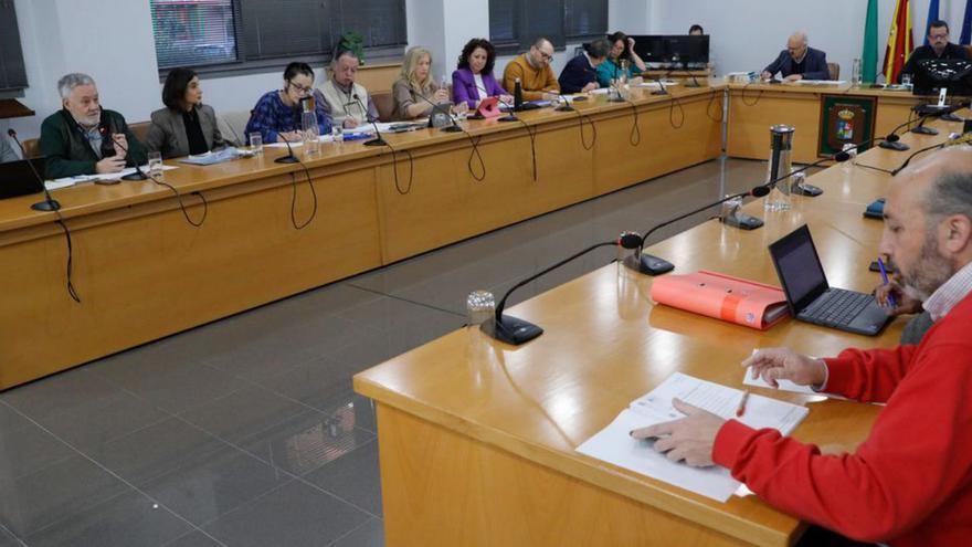 Uno de los últimos plenos municipales en Castrillón. | M. LÓPEZ