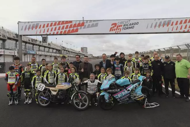 Homenaje a Jorge Martínez Aspar, Leyenda del Circuit Ricardo Tormo en el Racing Legends 2024