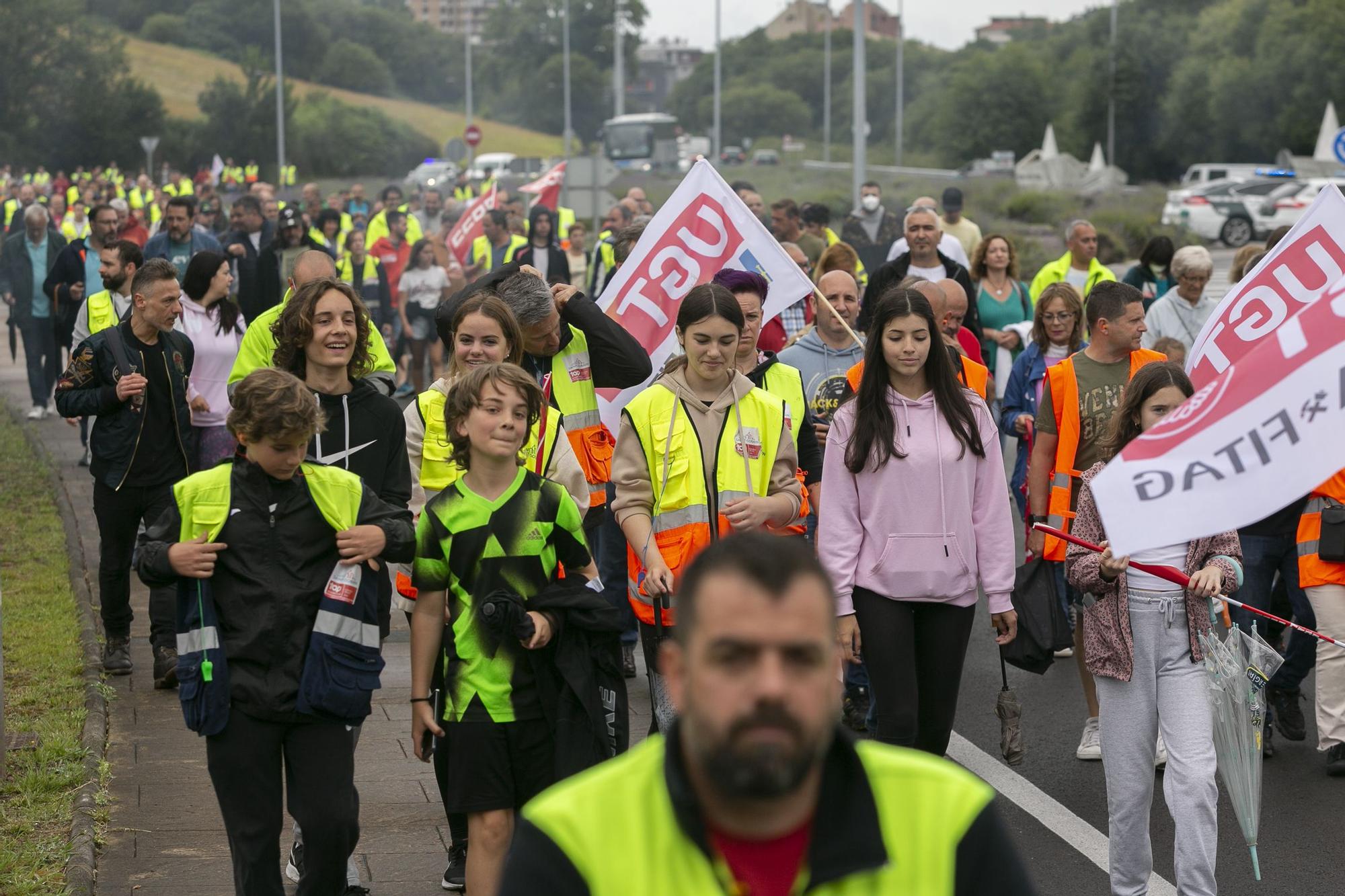 EN IMÁGENES: así transcurrió la marcha de los trabajadores de Saint-Gobain