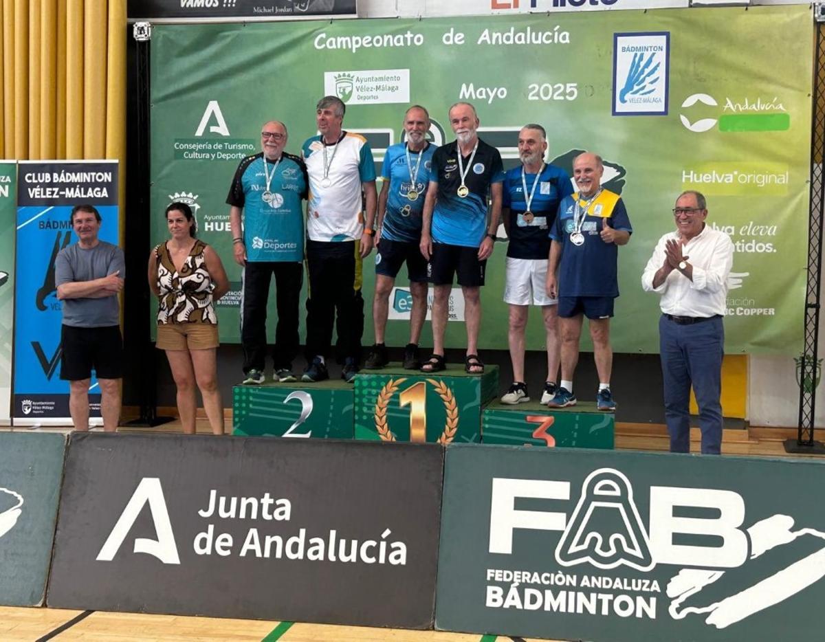 Antonio Sánchez, en 2025, cuando fue proclamado campeón de Andalucía de bádmiton en su categoría. Tiene que entrenar en el Arroyo de la Miel.