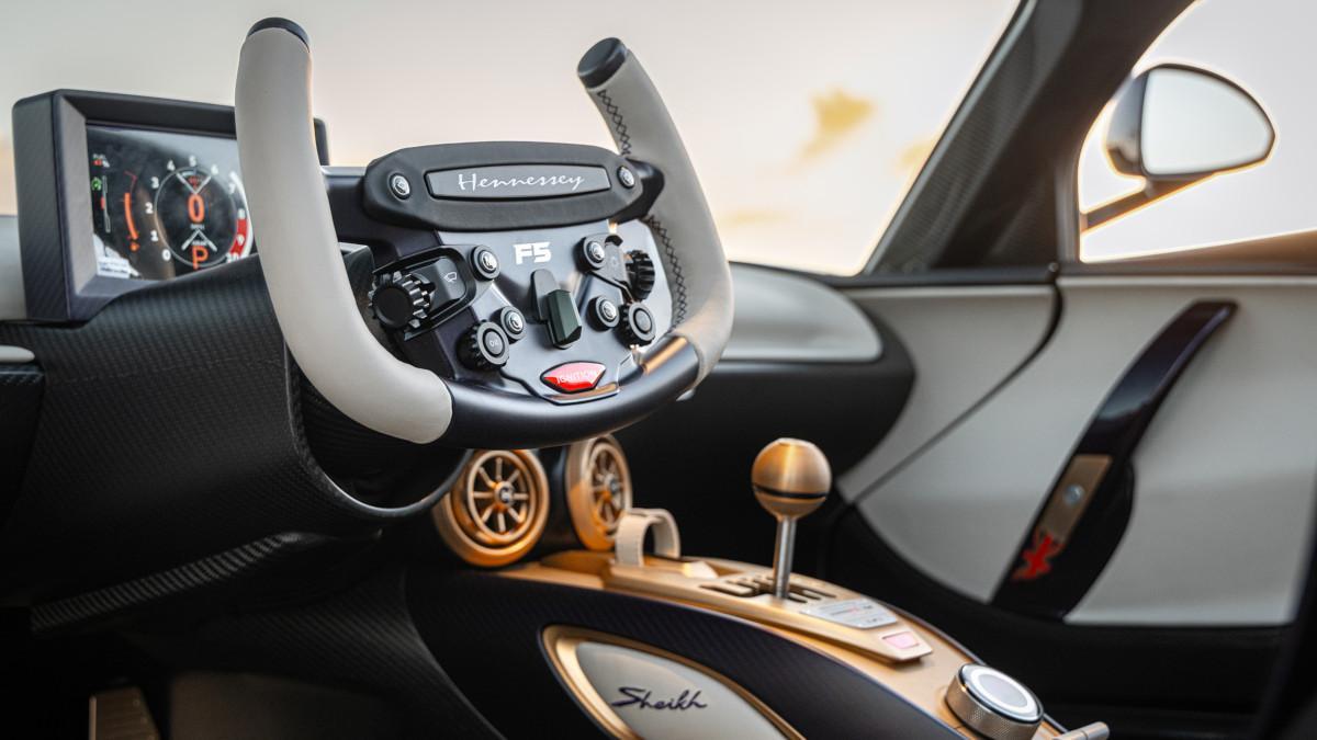 Interior del Hennessey Venom F5 M