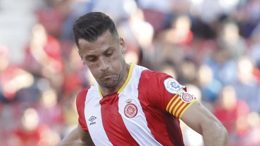 «El que més desitjo és jugar a Primera molts anys, i si pot ser  al Girona, millor»