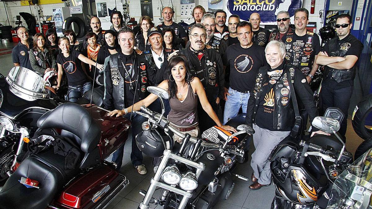 Salida de una concentración Harley de los talleres del Grupo Salco, en la provincia de Pontevedra. |   // L.O.