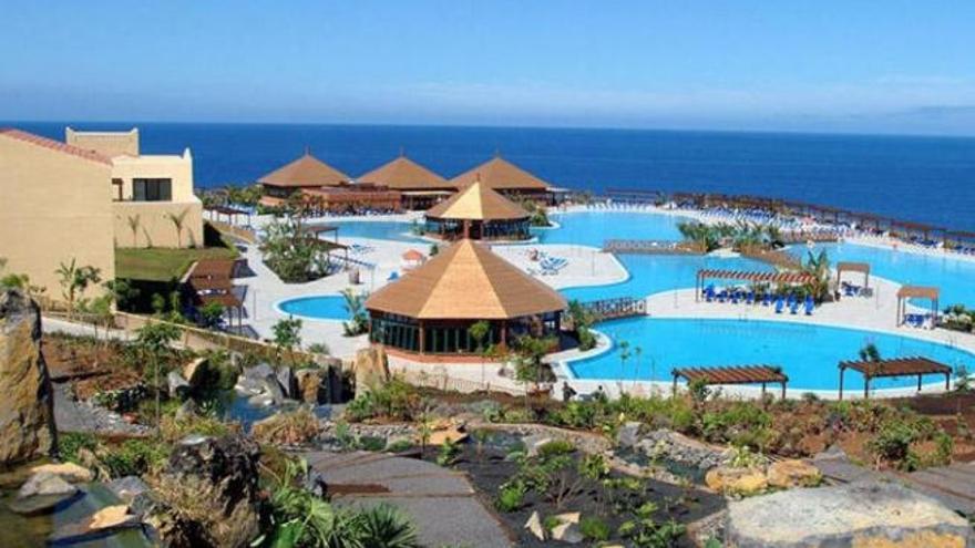 El hotel Princess de Fuencaliente es el complejo de referencia en la actividad turística de La Palma.