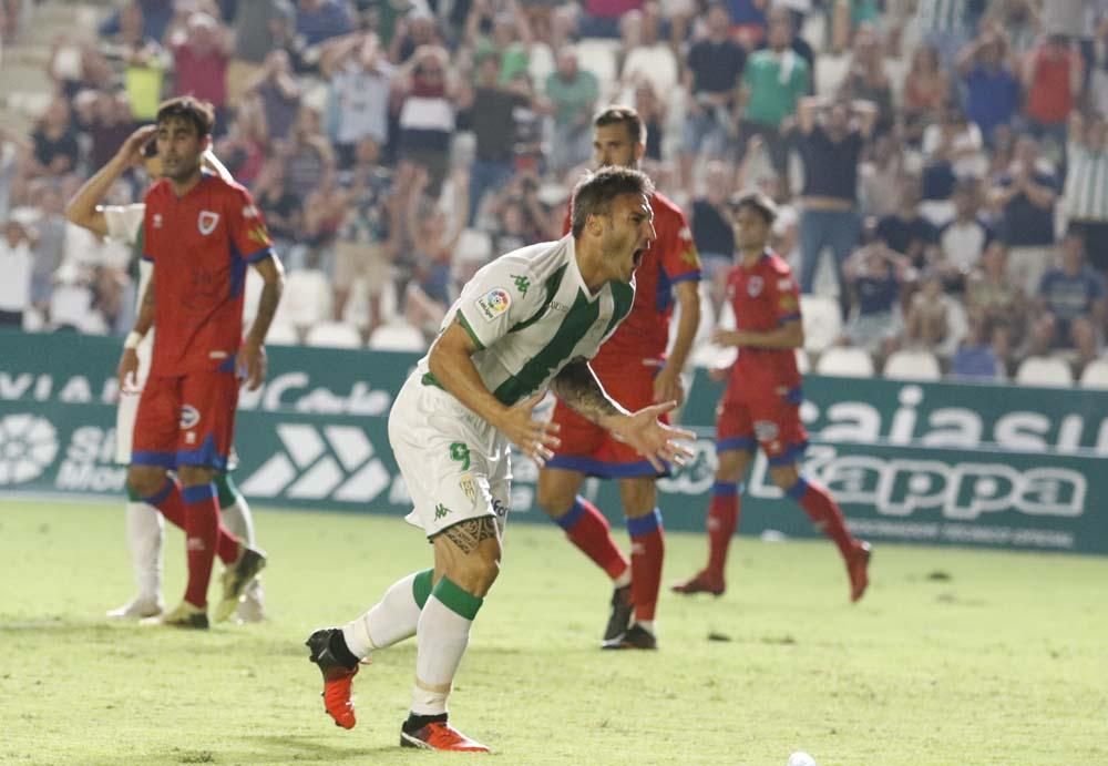 El Córdoba CF salva su primer punto ante el Numancia