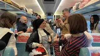 Turismo Gijón explica el polémico vídeo del tren: "Eran pescaderas de Cimavilla de hace un siglo"