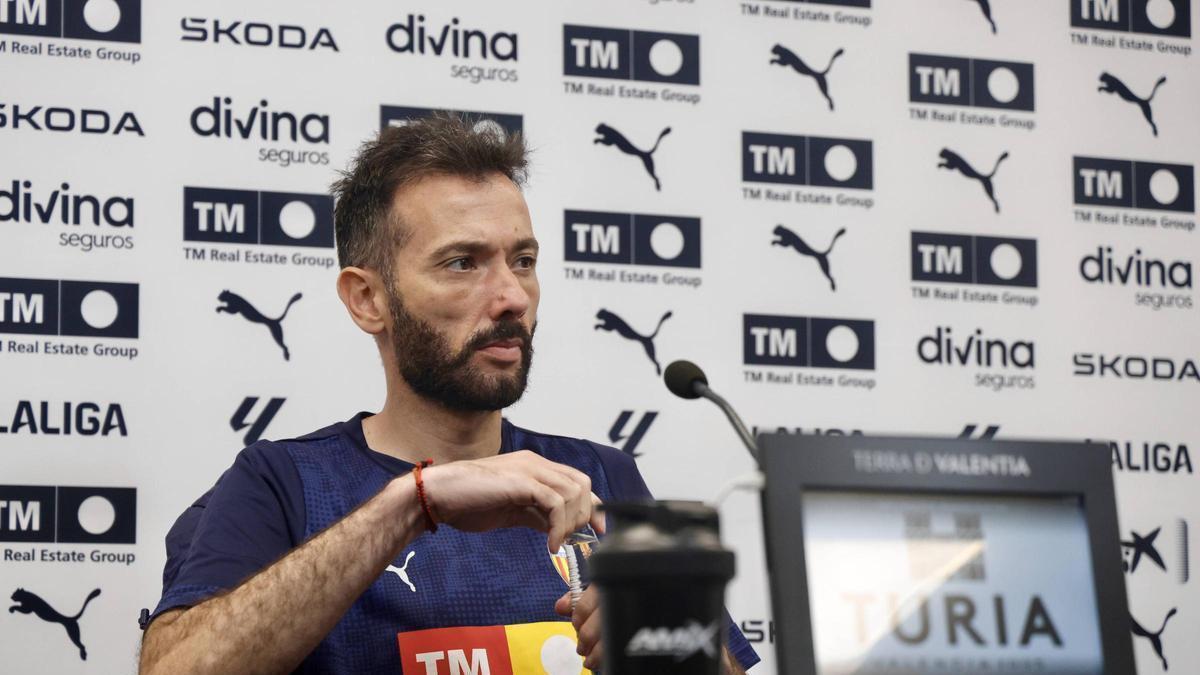 Corberán, durante la rueda de prensa.