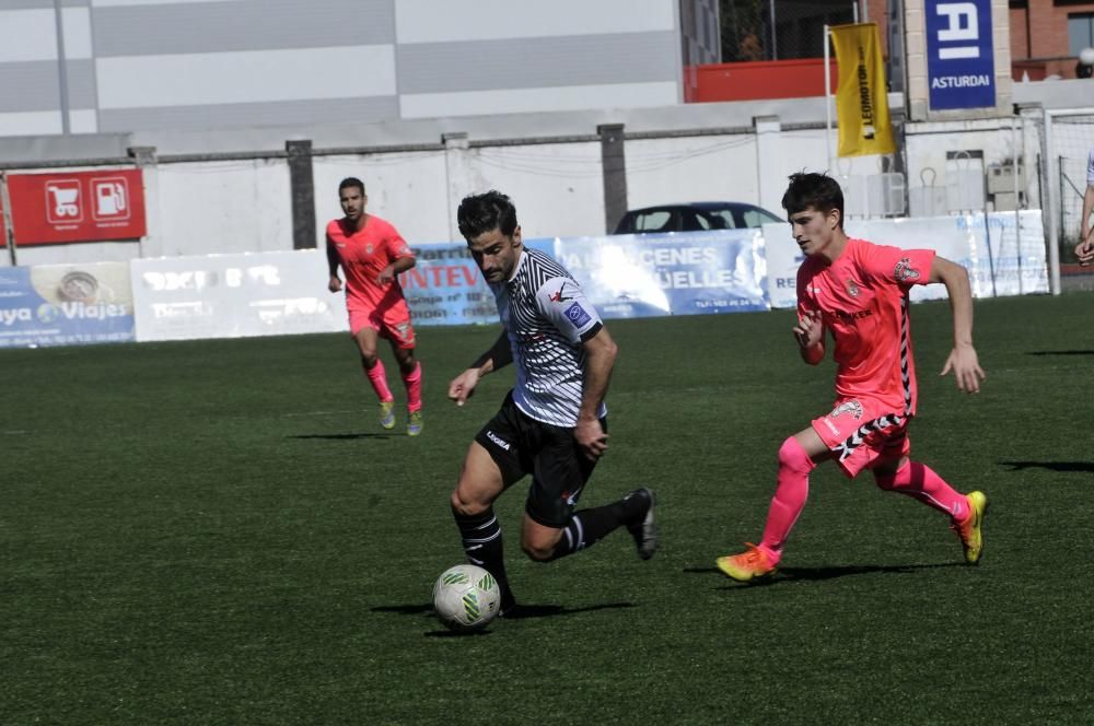 El partido entre el Caudal y la Cultural Leonesa, en imágenes