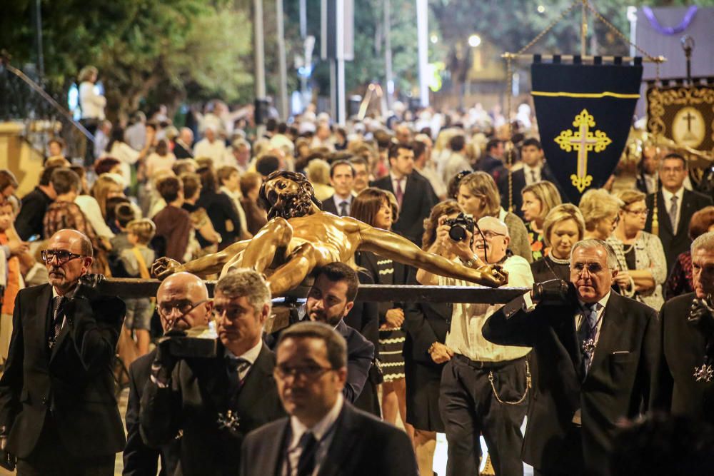 La imagen de Cristo inunda Orihuela