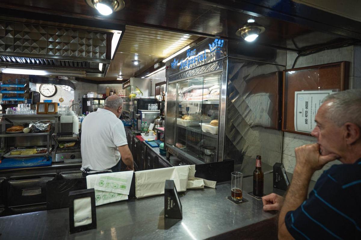 Bar Imperial, uno de los comercios más antiguos de Santa Cruz de Tenerife