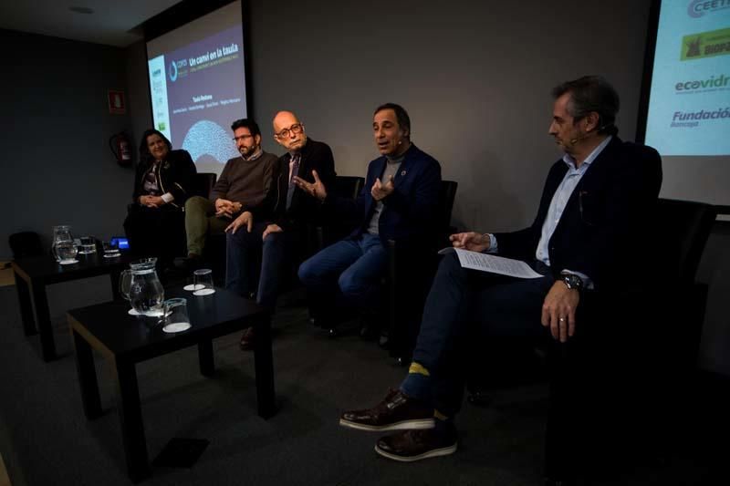 Jornada sobre la sotenibilidad climática "Un cambio en la mesa. Construyendo un nuevo mundo sostenible"