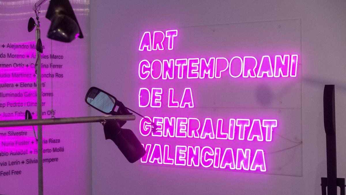 Anuncio de una de las exposiciones de la colección de la Generalitat en Las Cigarreras, en 2022