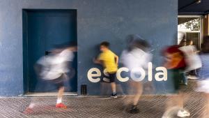 Niños en una escuela de Barcelona. La franja de entre 10 y 14 años es la que más se está contagiando de tosferina.