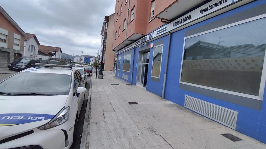 Sucesos en Langreo: a palos por la música alta, una hija que amenazó de muerte a su madre y un conductor drogado que agredió a un agente