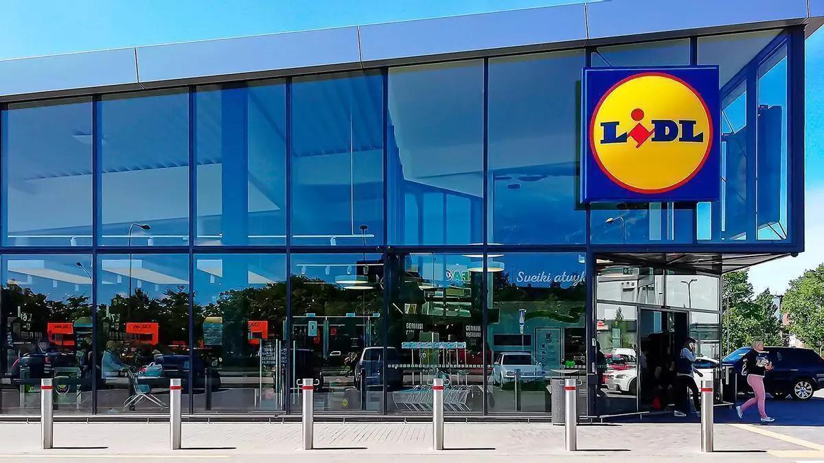 Mañana se esperan colas kilométricas para conseguir el juego completo de tres alfombras para el cuarto de baño: por solo 12,99 euros