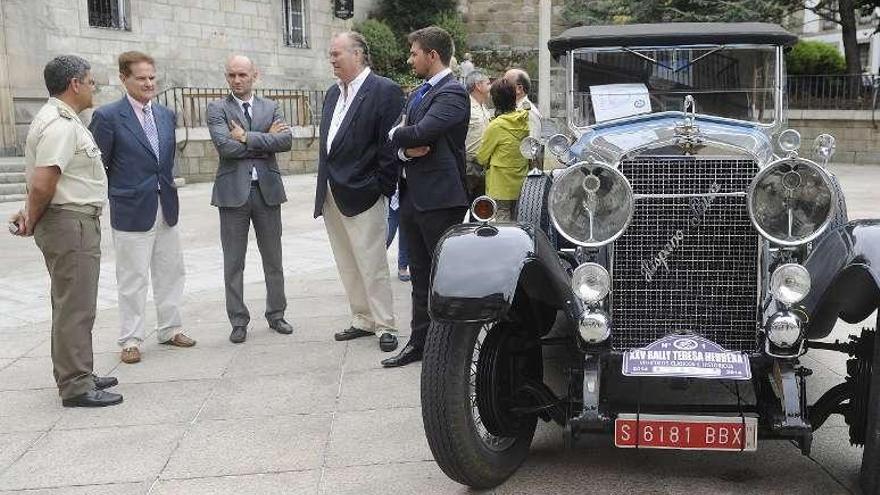 La primera crónica de la Hispano Suiza, presentada en el Palacio de Capitanía