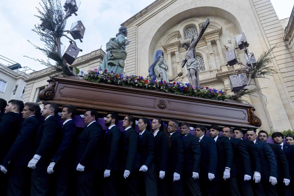 Martes Santo en Alicante 2026: Procesión de la Hermandad Penitencial Stabat Mater