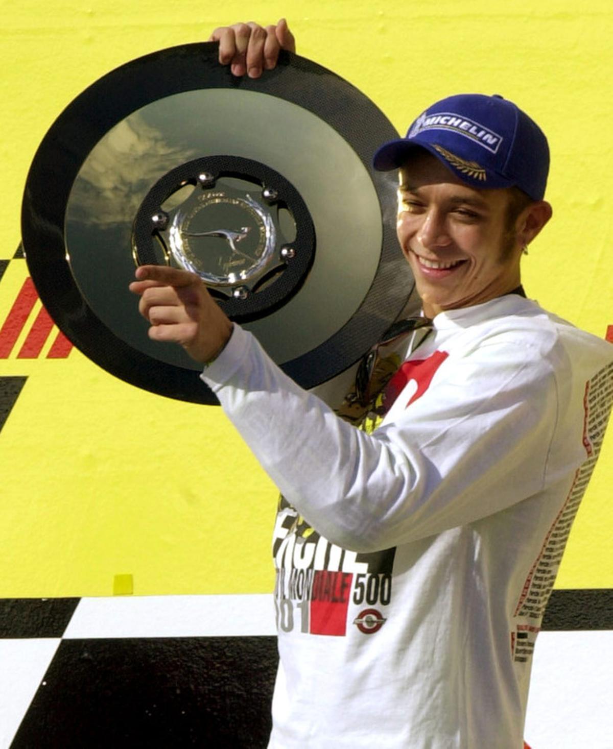 20 años del debut de Valentino Rossi en imágenes