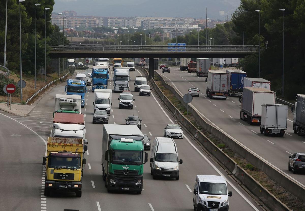Els Mossos realitzaran 100 controls de trànsit aquest cap de setmana davant l’alta sinistralitat de novembre