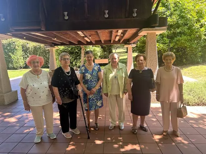 EN IMÁGENES: Fiesta del Hogar de Pensionistas El Carmín de Pola de Siero