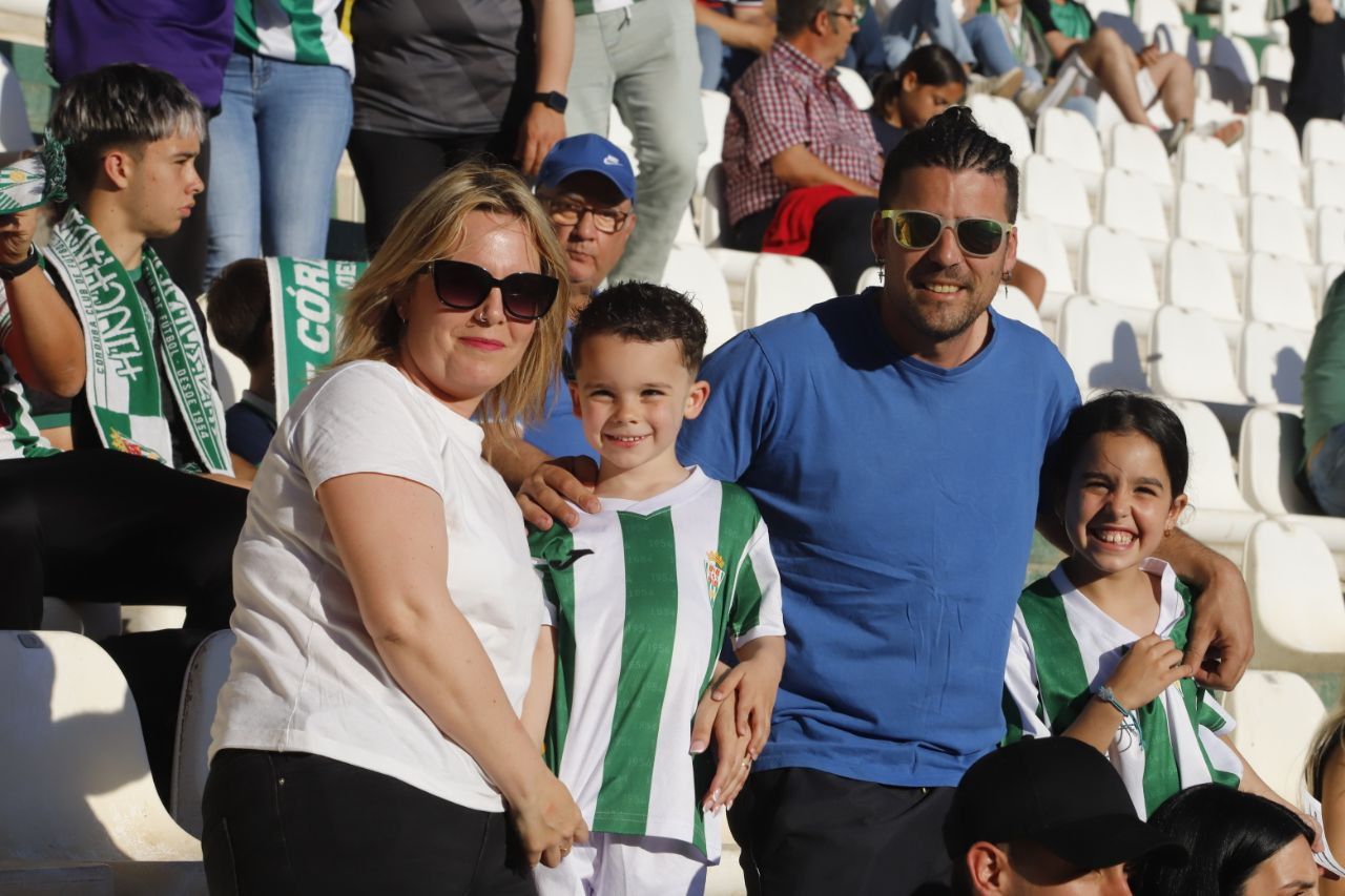Córdoba CF-Mirandés: las imágenes de la afición en El Arcángel